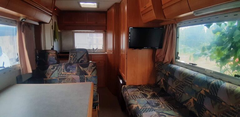 Wnętrze kampera Fiat Ducato II Hymer "Struś