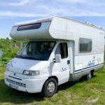 Wnętrze kampera na wynajem Fiat Ducato II Dethleffs 2.8 "Wielbłąd"